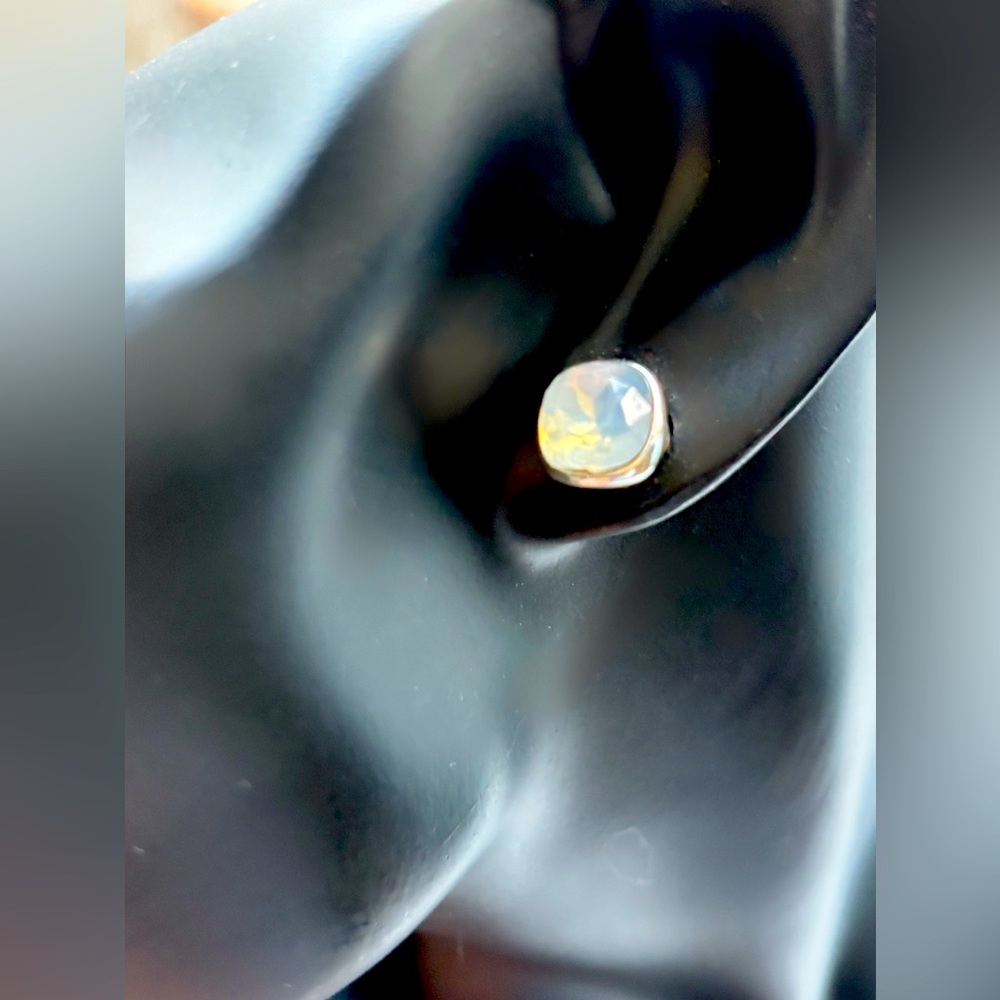 Translucent White Stone Stud Earrings - image 2